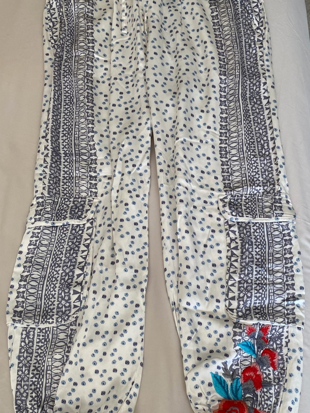 Johnny Was L Capri Boho 26” Inseam